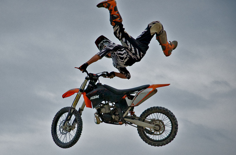 Dirt Bike Jumper